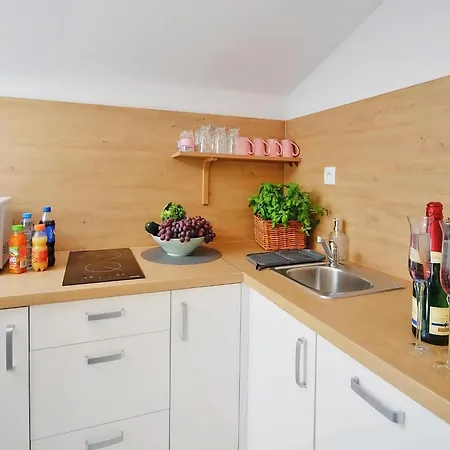 Apartment In Ustronie Morskie Near Beach, Cleaning Included アパート ウストロニエ・モルスキエ