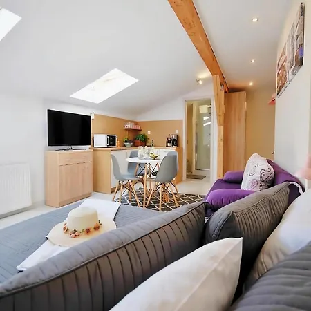 アパート Apartment In Ustronie Morskie Near Beach, Cleaning Included ウストロニエ・モルスキエ