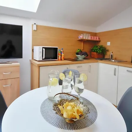 Apartment In Ustronie Morskie Near Beach, Cleaning Included アパート *